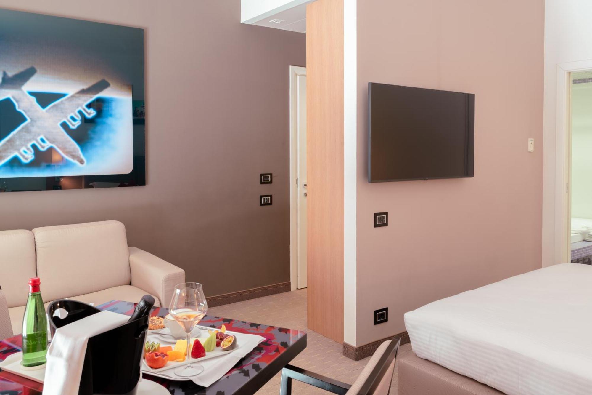 Ariha Hotel Cosenza Esterno foto