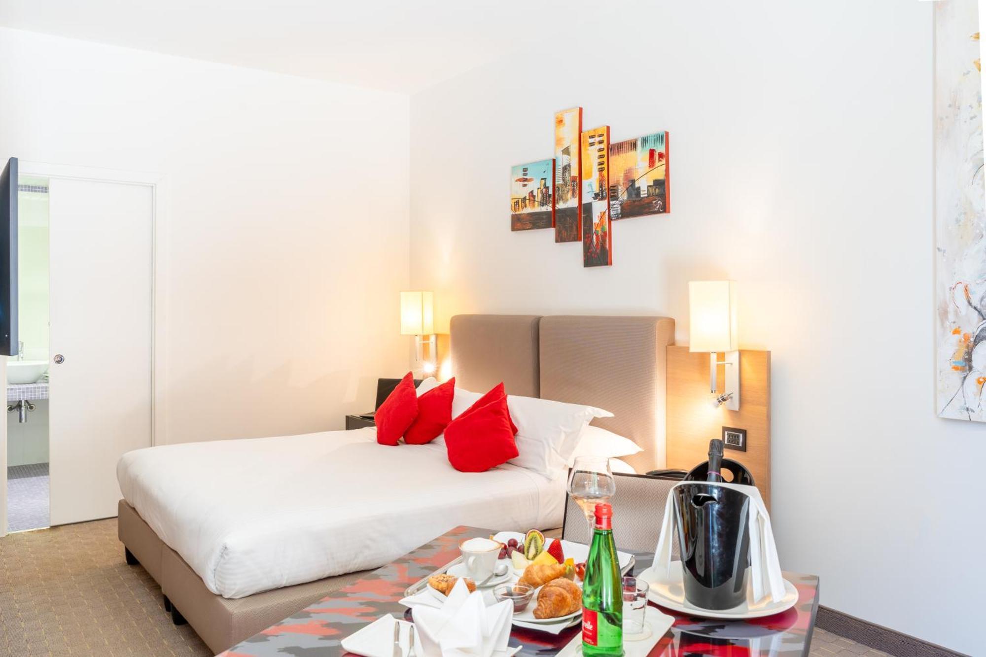 Ariha Hotel Cosenza Esterno foto